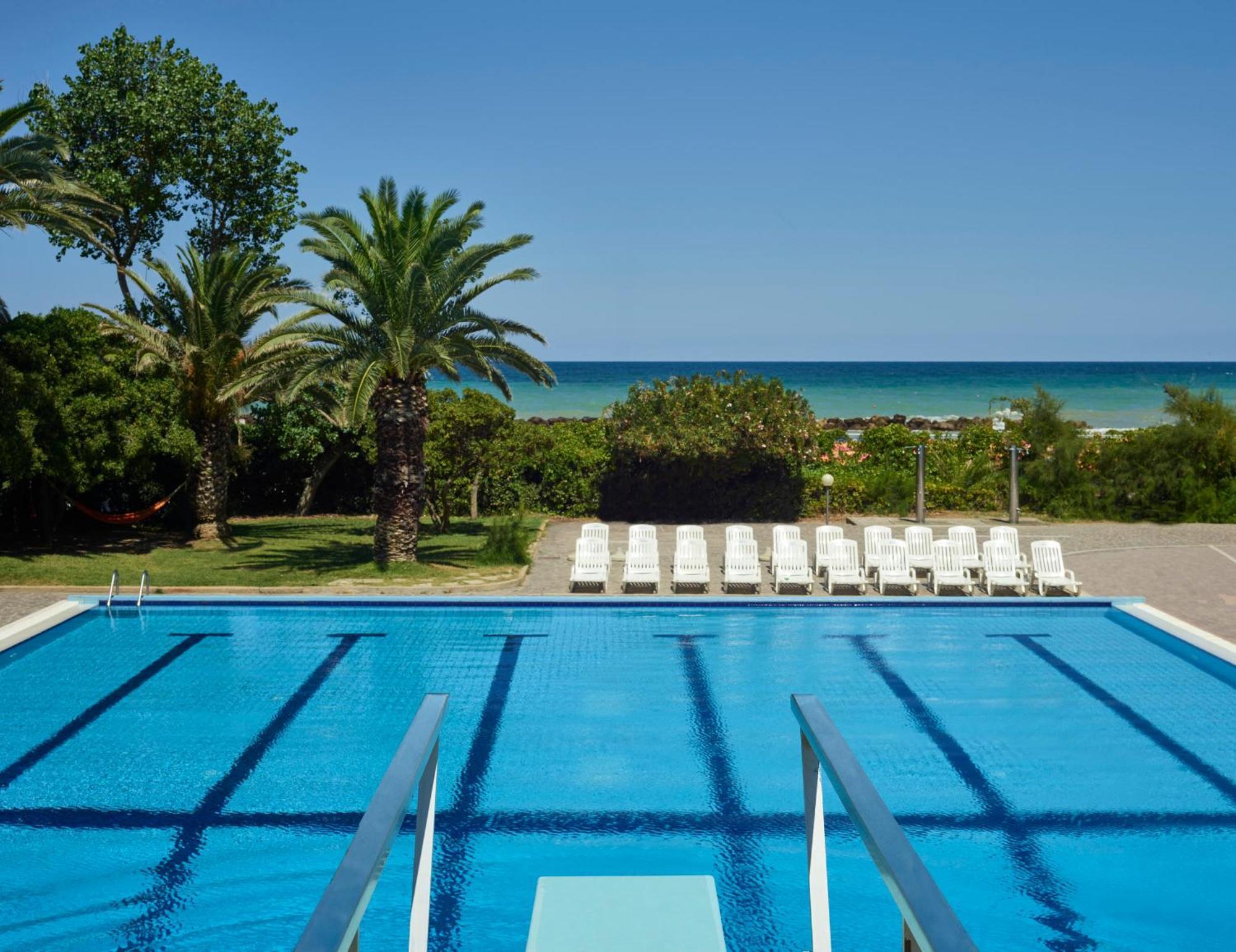 Serena Majestic Hotel Montesilvano Marina Esterno foto